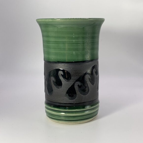 Studio Art Pottery Mug Green & Black Signed Deb Vereschagin Sask. Canada - Picture 2 of 8
